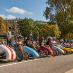 dimanche 30 août à bagneux : plus d'une quinzaine de voitures à pédalier seront prêtes pour le départ d'une course exceptionnelle. venez encourager les participants dans cette compétition originale et conviviale !