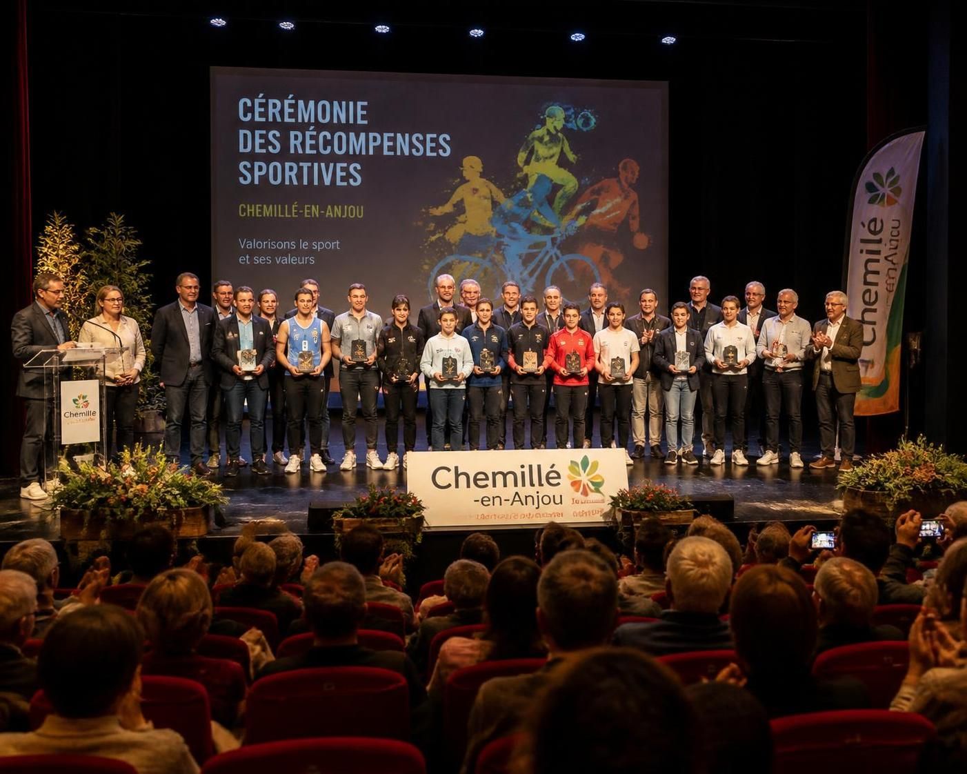 découvrez la cérémonie de récompenses des sportifs de chemillé-en-anjou au théâtre foirail, un événement célébrant l'excellence et l'engagement sportif local.