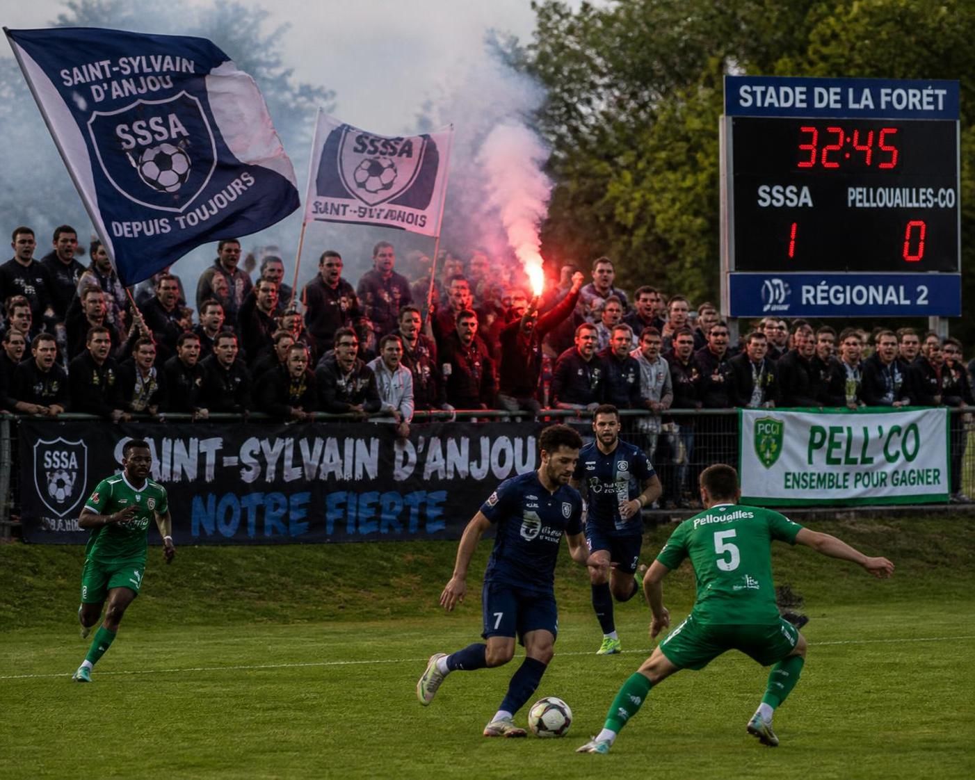 découvrez le début prometteur de saint-sylvain-d'anjou en football régional 2, avec une victoire convaincante face à son voisin pellouailles-co. suivez les faits marquants et les analyses du match.